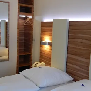 https://daniel.getmunichhotels.com